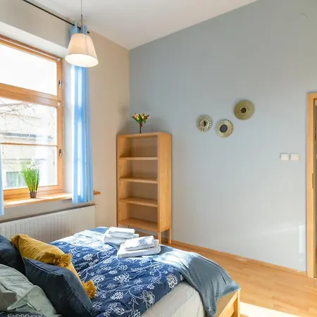Apartment House Of Frida