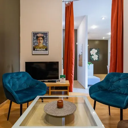 Apartment House Of Frida Krakow